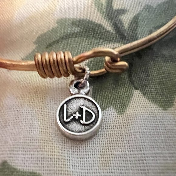 Luca and Danni - Holiday Tree Bangle Bracelet - Regular Size - Brass Tone - Picture 6 of 6